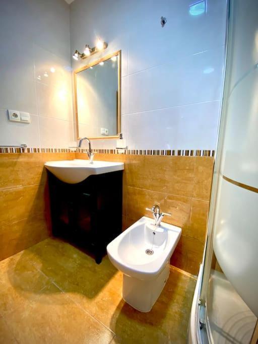 Mychoice Casa Milagros Apartment Рота Екстериор снимка